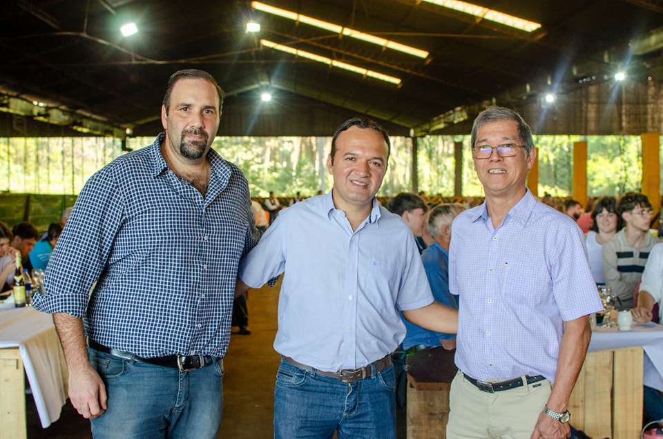 Desde el Municipio seguimos acompañando a quienes con esfuerzo y dedicación sostienen una de nuestras economías regionales más importantes: la yerba mate