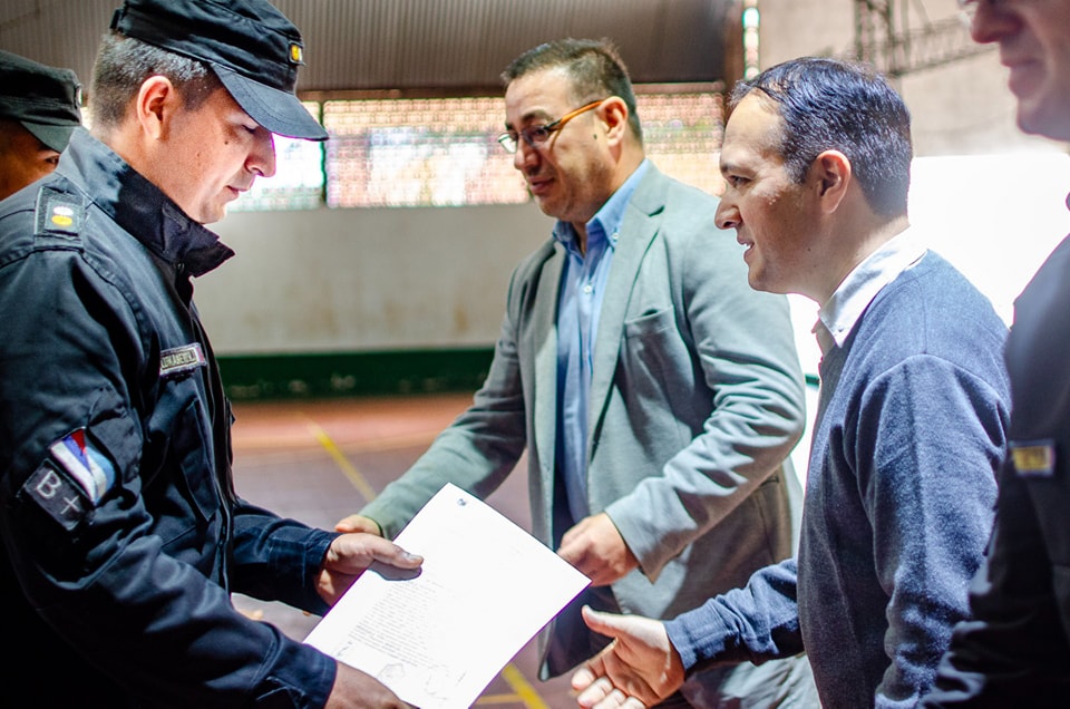 Reconocimiento al Valor y Compromiso