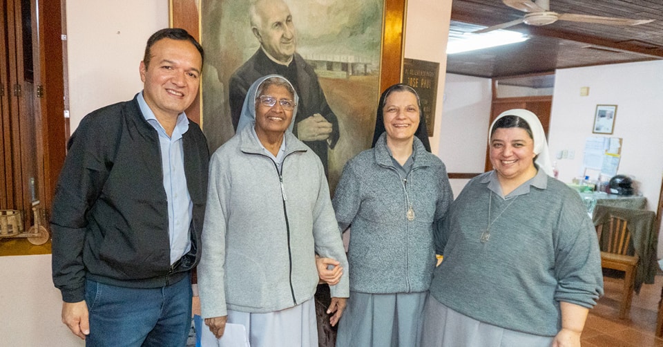 Una visita muy especial desde Roma