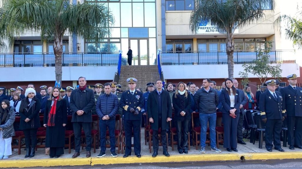 Acompañamos el Acto Central por el 215° Aniversario de la Prefectura Naval Argentina, una institución con más de dos siglos al servicio de la seguridad, la soberanía y el cuidado de nuestras aguas