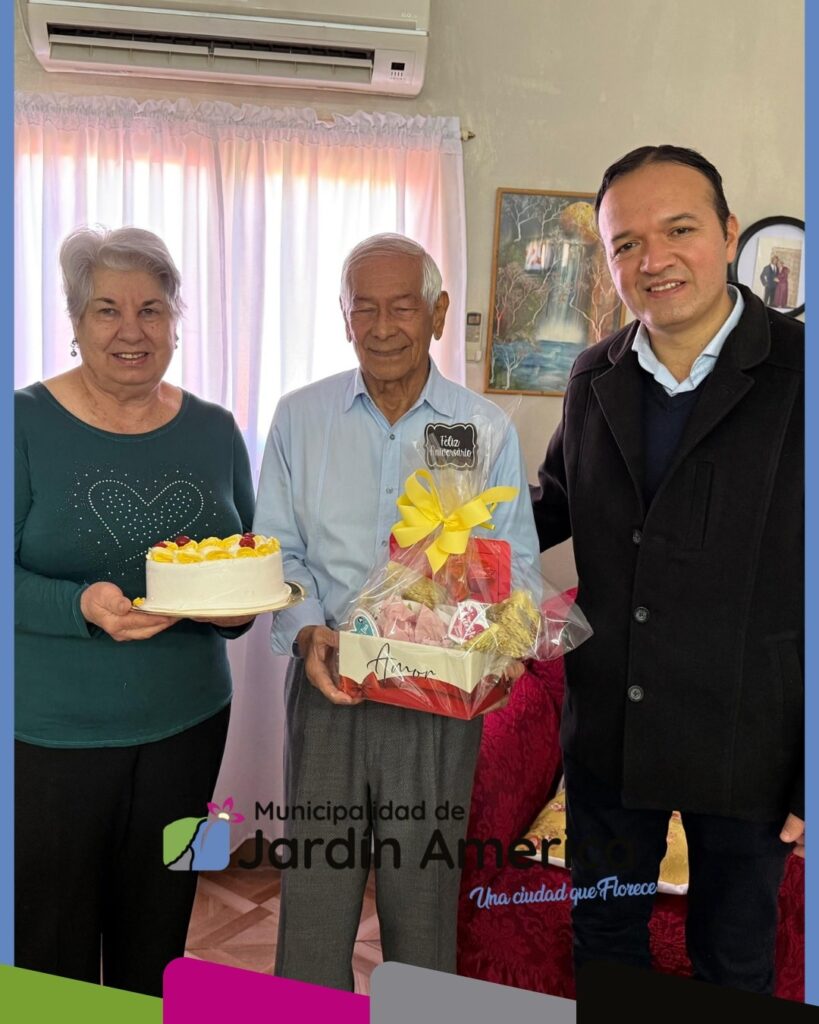 Saludamos al querido Fotógrafo Pedro Juárez en sus 90 años y en su 52 aniversario de casados con Elli Schimmelfenning