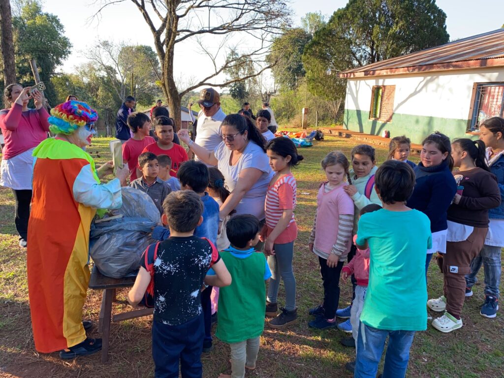 Compartimos la alegría de celebrar el Día del Niño en la Escuela Rural N.° 465 de Colonia Primavera