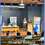El Área de Juventud junto al Foro ODS Misiones impulsa el Modelo de Naciones Unidas (MNU) en el Auditorio de la Cooperativa de Servicios Públicos