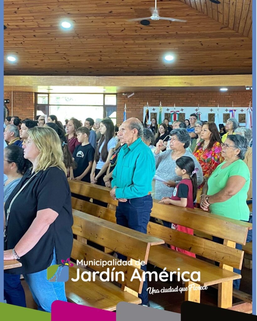 Con gran alegría, compartimos la celebración de la Misa y Fiesta Patronal en la Parroquia Exaltación de la Santa Cruz, que contó con la presencia del Obispo Juan Rubén Martínez.