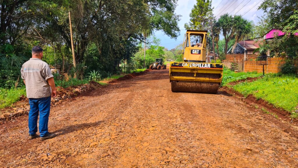 El Área de Obras Públicas realizó trabajos en la calle Amazonas del Barrio San Martín
