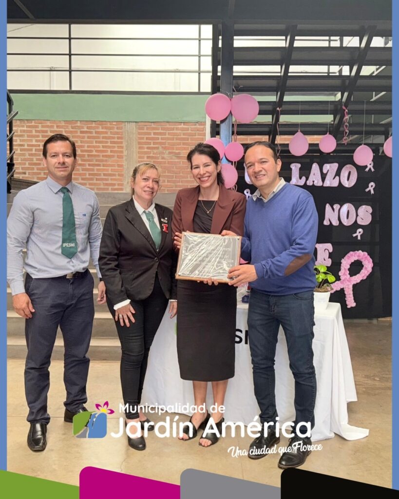 Celebramos junto a directivos, docentes y alumnos del IPESMI Jardín América los 10 años de la Carrera de Educación Física y los 25 años de la institución