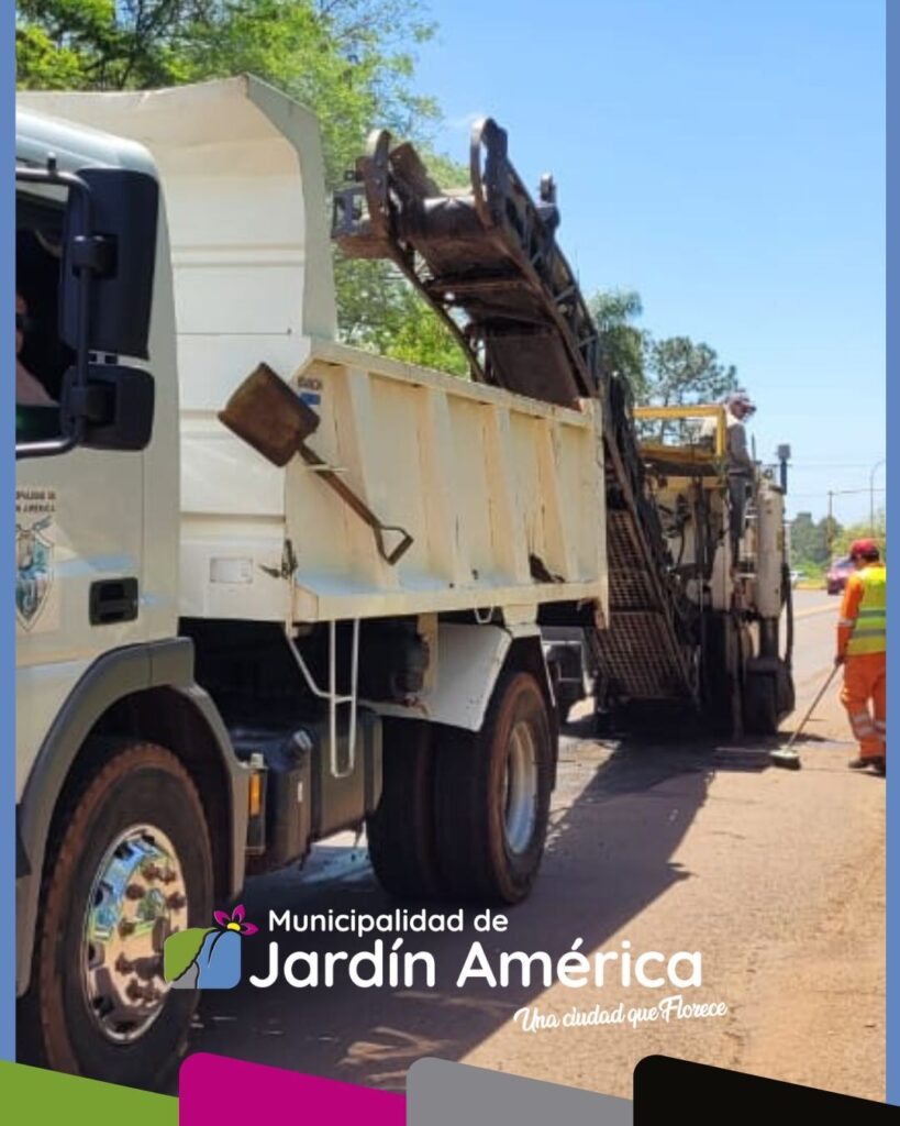 Mantenimiento de la calzada sobre Ruta Nacional 12