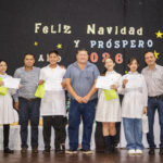 El Honorable Concejo Deliberante junto al Intendente realizaron la entrega de certificados y presentes a los alumnos abanderados de nivel primario y secundario, quienes portarán las Banderas de Argentina y de Misiones durante el año 2026