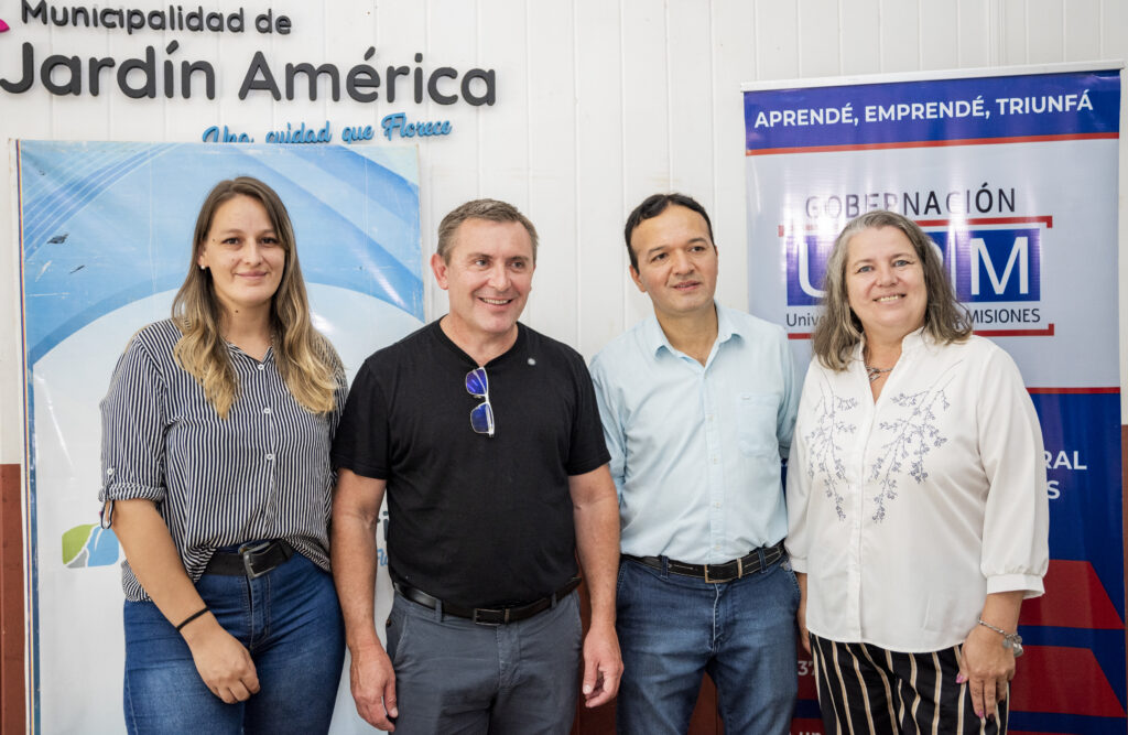 Nuestra ciudad fue punto de encuentro de coordinadores de toda la provincia, quienes se reunieron para diagramar el trabajo 2026 en el marco de la UPM, Universidad Popular de Misiones