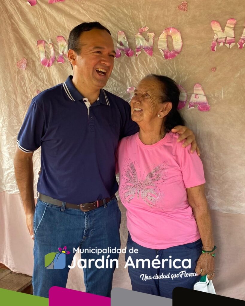 Con mucha emoción, estuvimos presentes en el cumpleaños de Cristina Acevedo, acompañándola en un momento muy especial