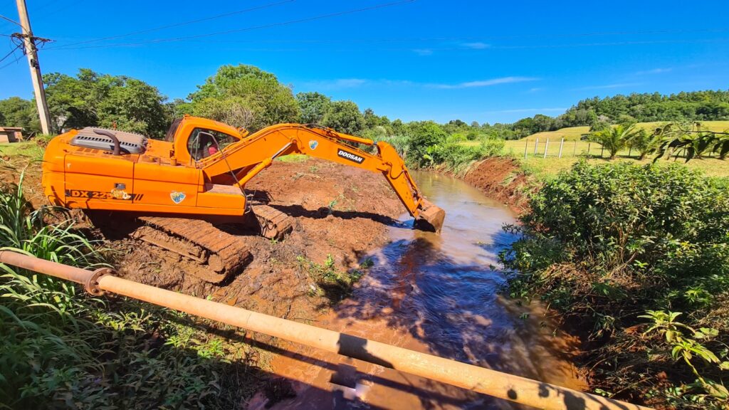 Entoscado y perfilado en el barrio San Antonio