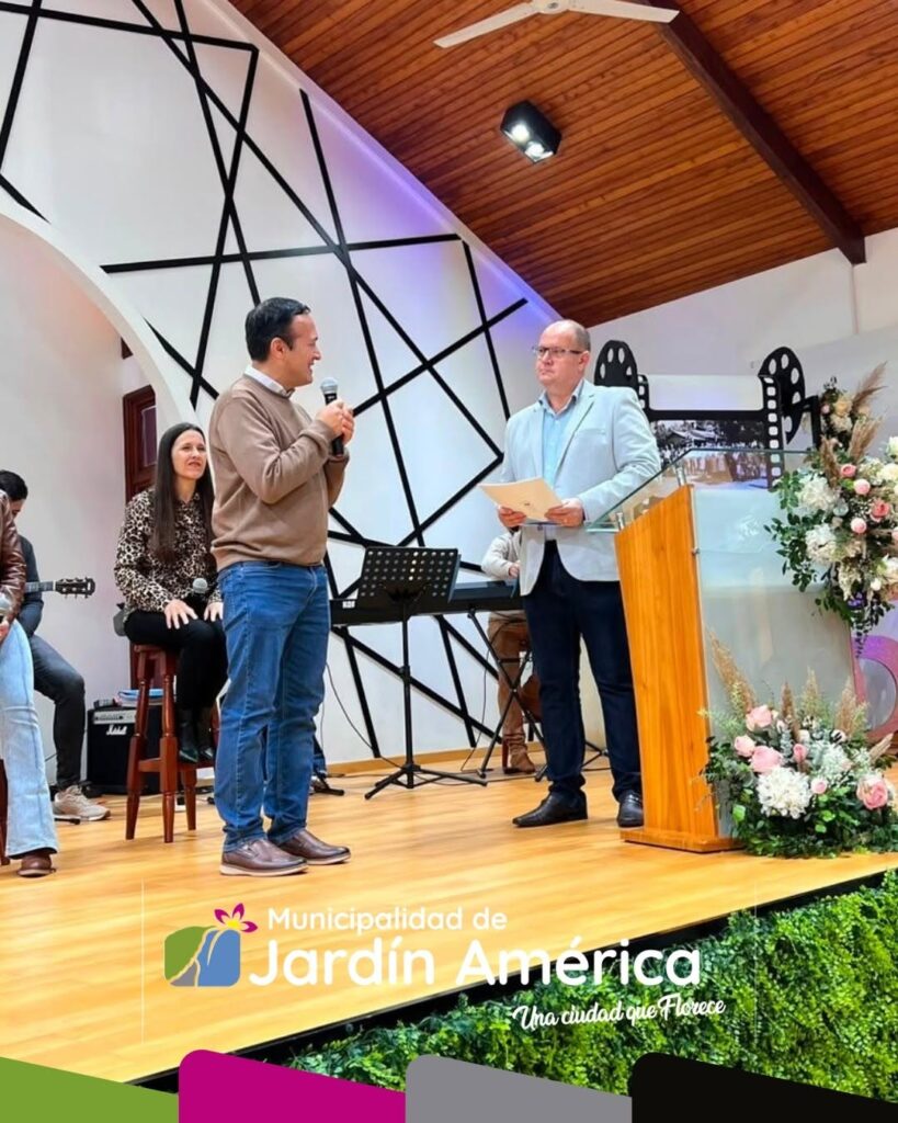 Acompañamos con alegría y profunda fe la celebración del 65° Aniversario de la Iglesia de Dios, una fecha muy especial que representa un importante acontecimiento para nuestra comunidad