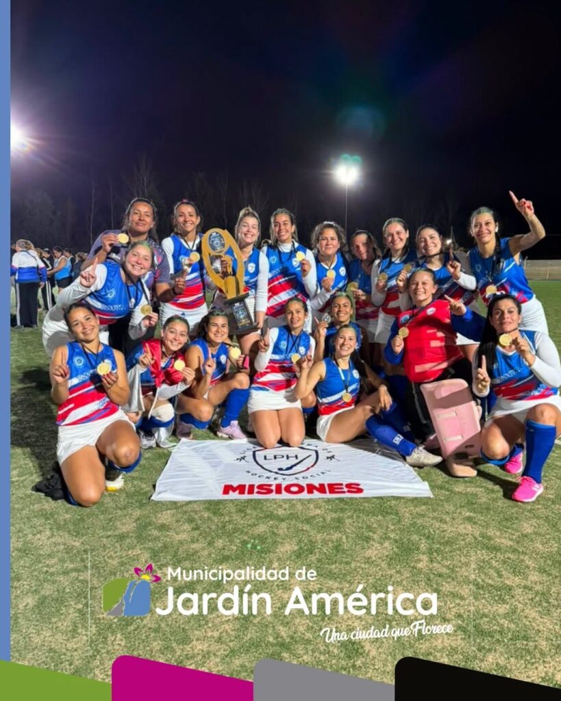 Desde la Municipalidad extendemos nuestro reconocimiento y felicitaciones a las destacadas jugadoras de hockey que representaron con orgullo a nuestra comunidad en importantes competencias nacionales
